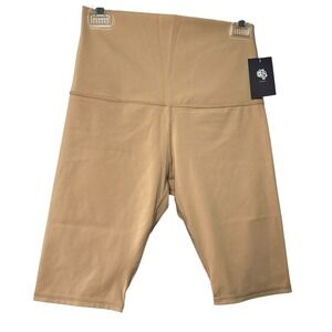 NWT Darc Sport She Wolf Head Biker Shorts Size M Brown High Waist Gym Streetwear